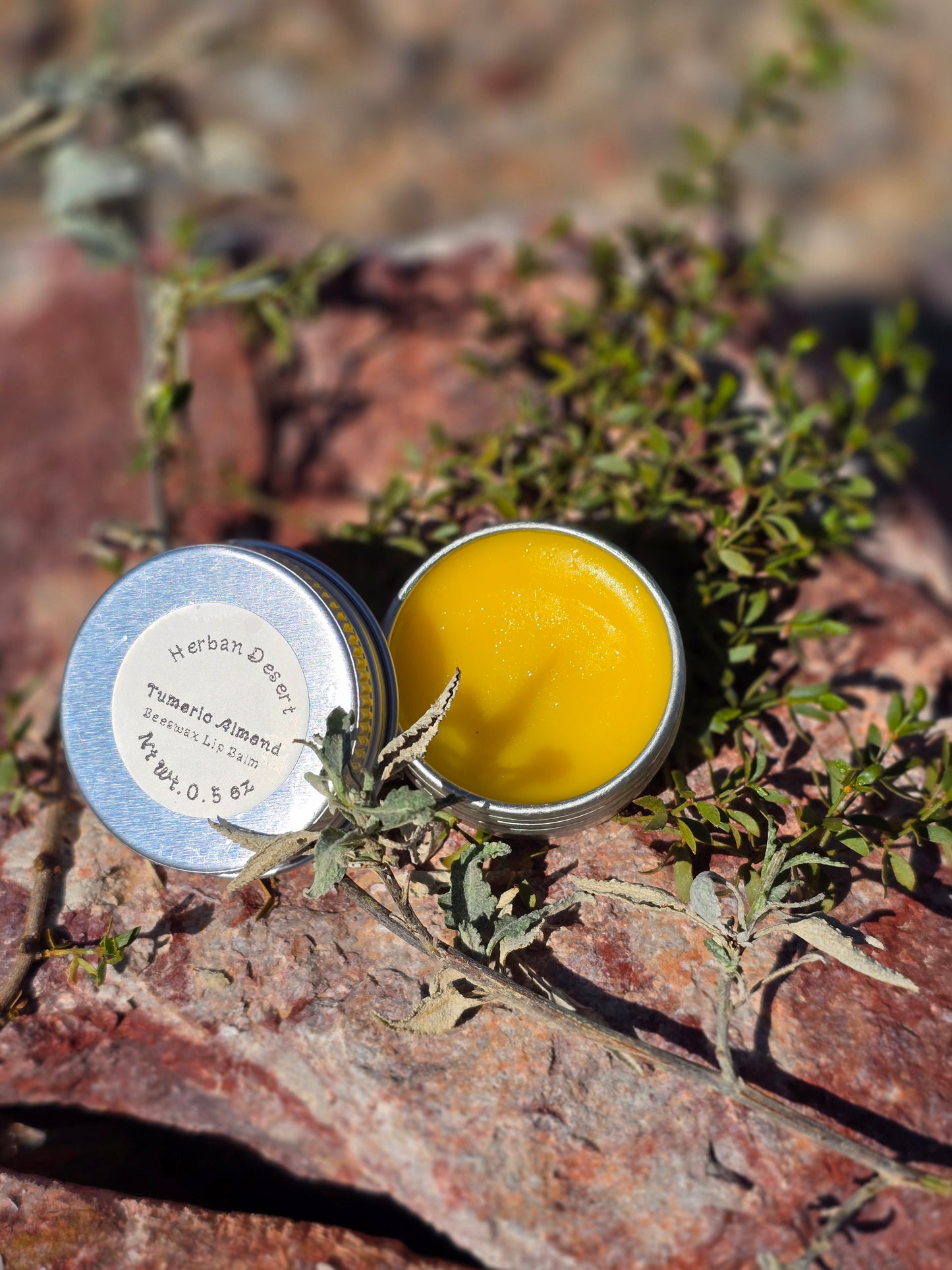 Our all-natural organic beeswax lip balm is a nourishing treat for your lips, infused with the soothing benefits of sweet almond oil and the antioxidant power of turmeric. This rich, moisturizing formula locks in hydration, leaving your lips soft, smooth, and protected all day long.